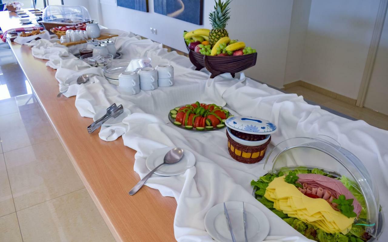 איריה Junior Hotel מראה חיצוני תמונה