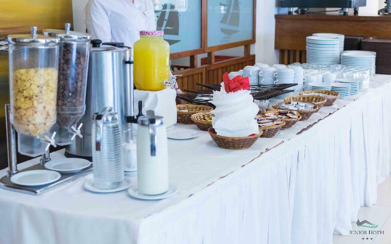 איריה Junior Hotel מראה חיצוני תמונה